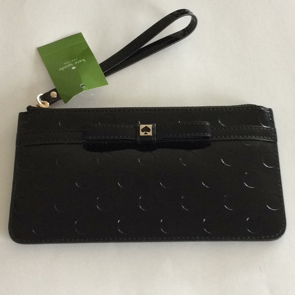 kate spade Handbags - Kate Spade wristlet